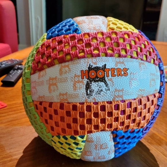 Hooters Other - Hooters Rare Volleyball